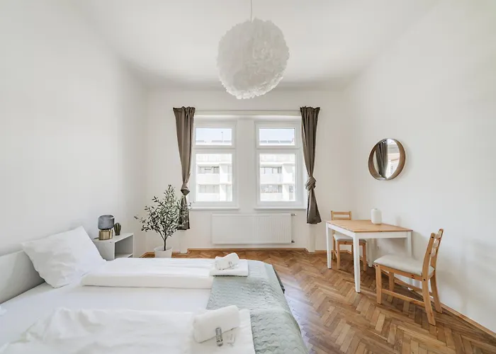 Spacious In Відень